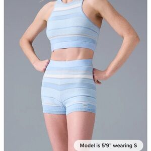 Alo Yoga Blue Striped Set